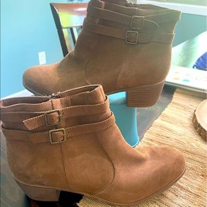 American Eagle Ankle Boots- Size 13W